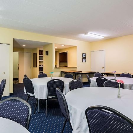 Comfort Inn At Joint Base Andrews Clinton Exterior foto
